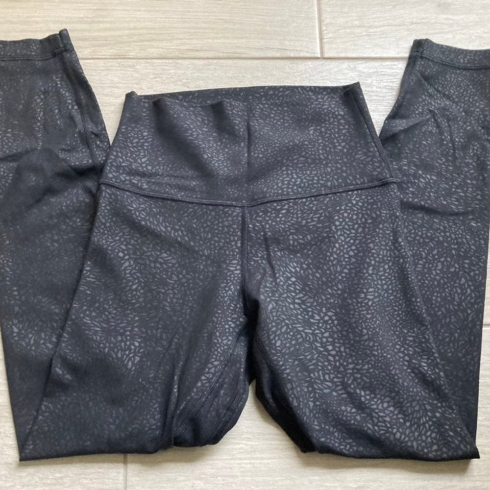 NWOT!!! 🍋 LULULEMON 🍋  Align 28"  Black Size 2